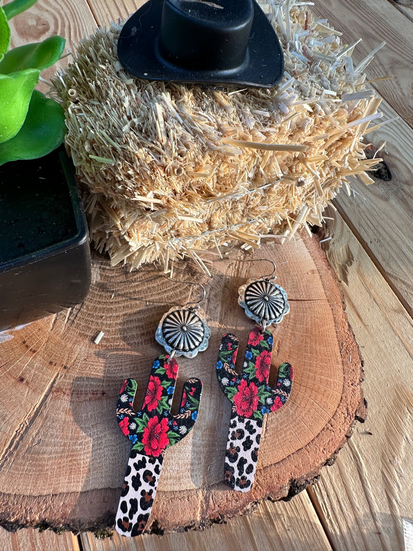 Flirty Western Earring