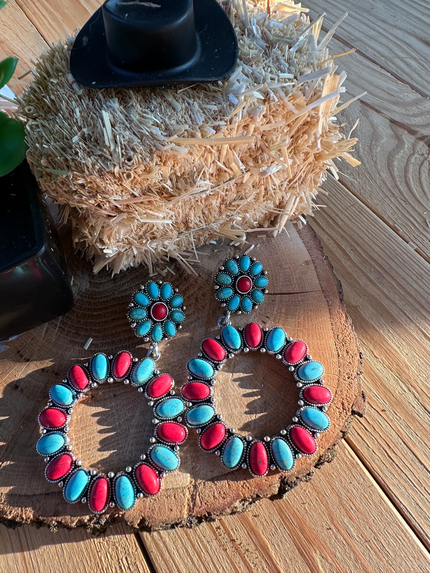 Ale Earrings (Red)